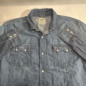 Levis Western Shirt Mens 2XL Dark Blue Rinse Denim Pearl Snap Button Long Sleeve